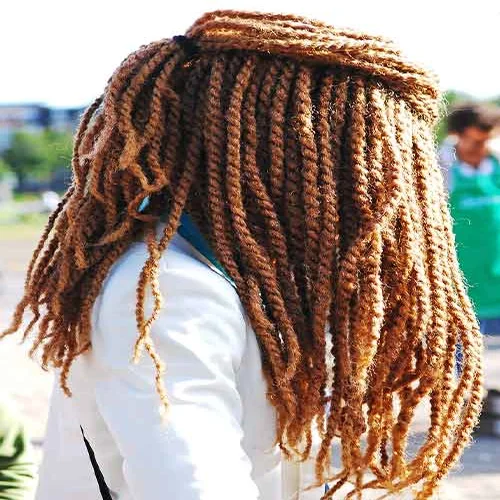 Light Brown Accents in Kinky Twists