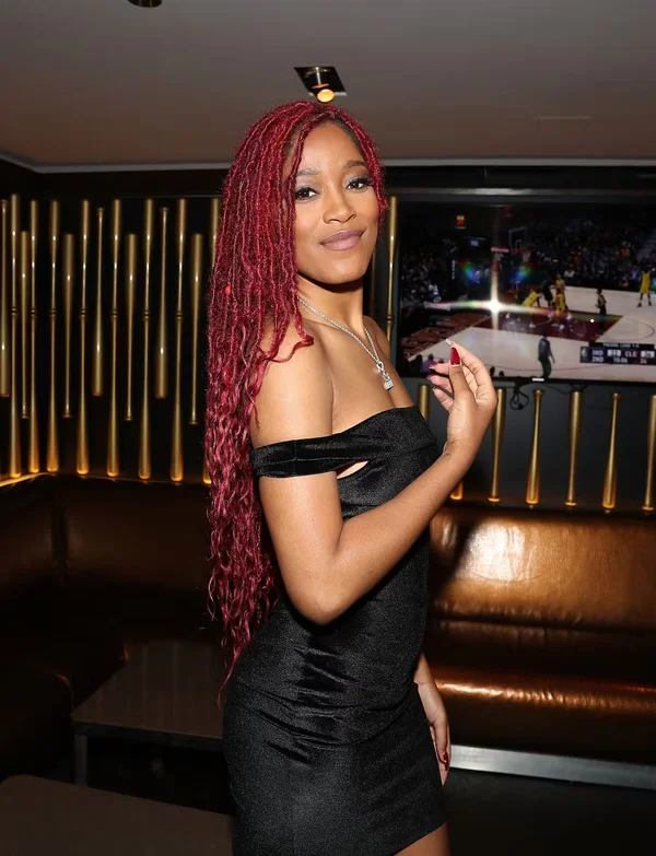Keke Palmer with red hair