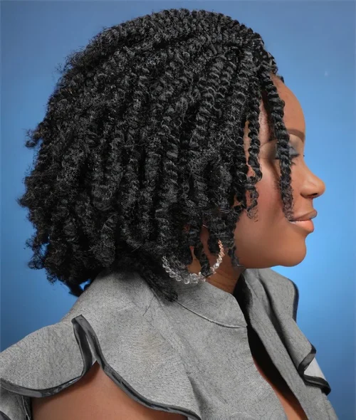 Stylish Fusion of Bob Haircut with Kinky Twists