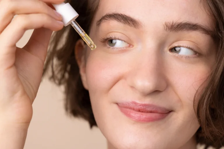 Encapsulated retinol erases hyperpigmentation, dark spots, and acne marks.